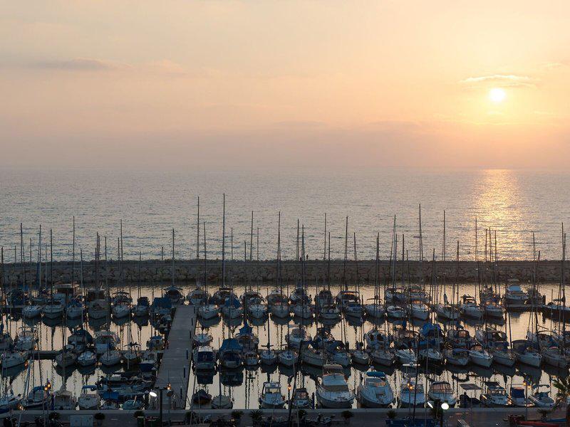 369A86A64EA35887FA4F0EBF9D7CF547