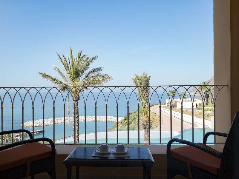 99D5AF0E89D20983DF7DA11B54A8F730