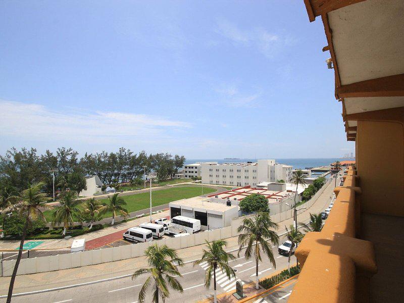 59AFF9D1F95F63F35C9B75A051883D60