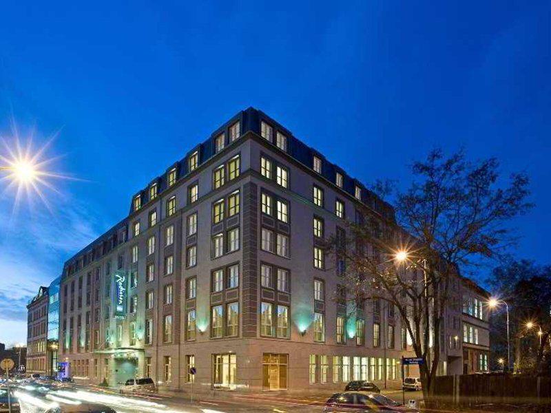 6E6E07BFBC00C16664C098EF4A003BD6