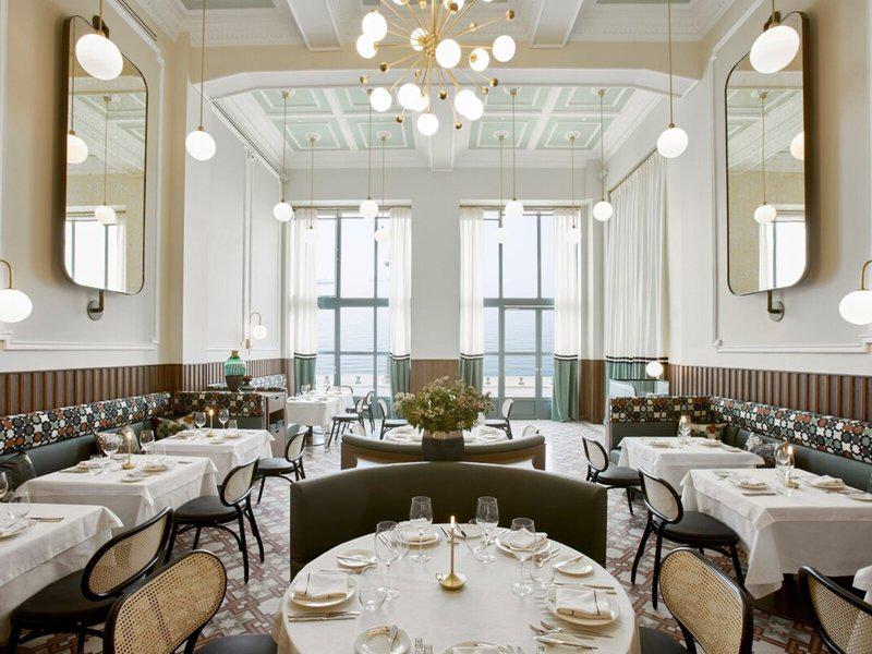 7663CC68D568E00D073AC93C25C99941