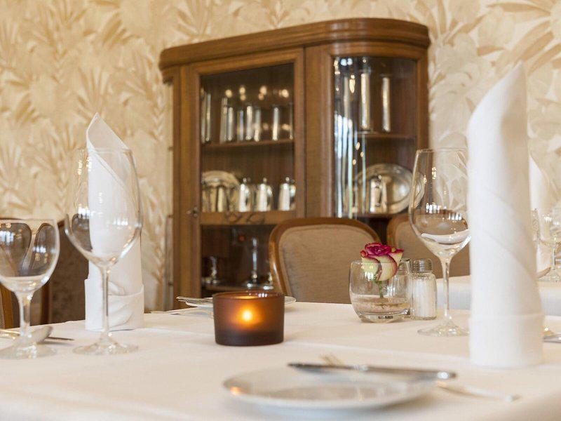 8A69F12A10904B6A0088B8CF8DA6F999