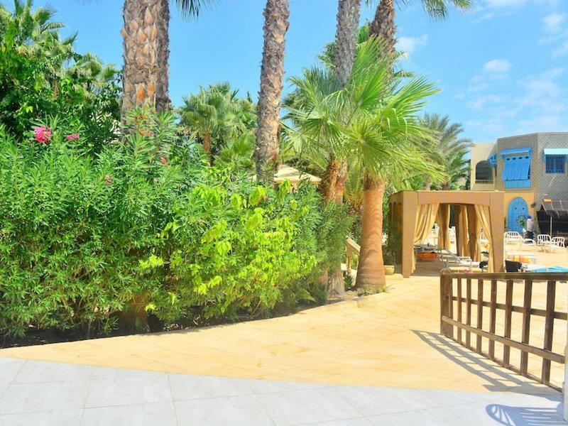 75FA24EB89F2417E5A10F9498603E6E4