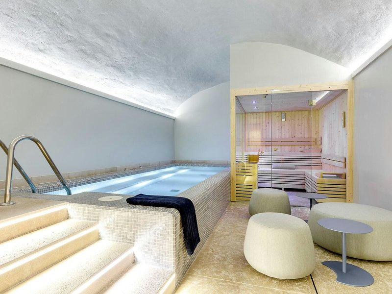 02FF8CB21A53696CB26B0AEA31659C1C