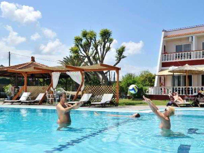 C857AD88086A1411F2E1D7F30082742E