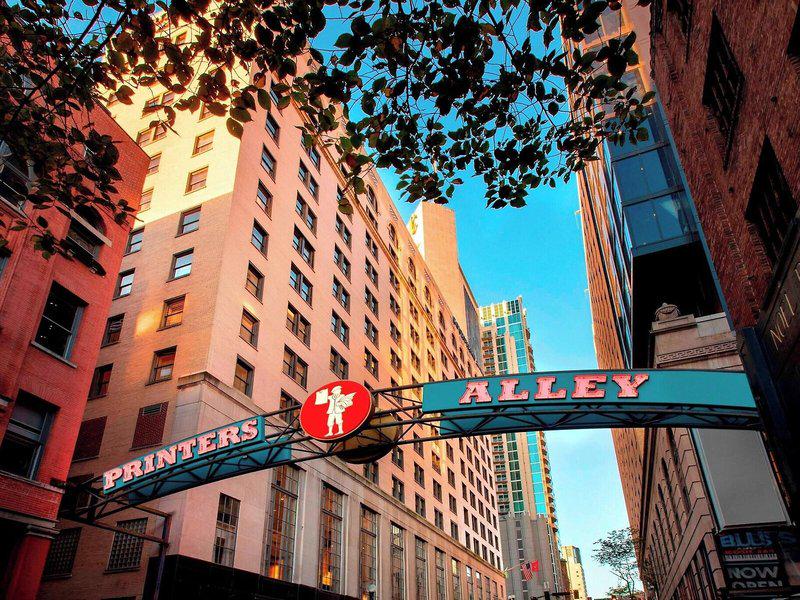 62AFCEDB6CBA0DDE6A5C08D29C61356F