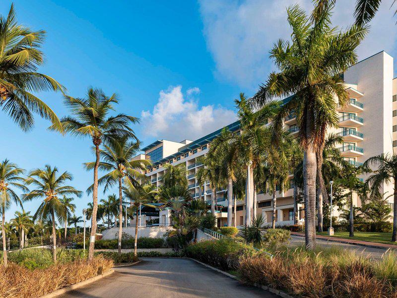 2AA27C9E9D02F425BD1BD8C8FBEDB157