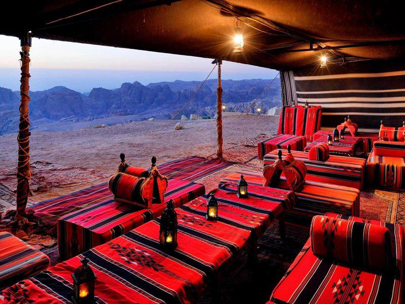 D6077C5B4BB23F1C3F44CFE10DB9E2BE