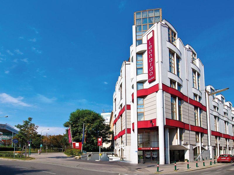 B099AC5A25522BA298C61106714B5A3C