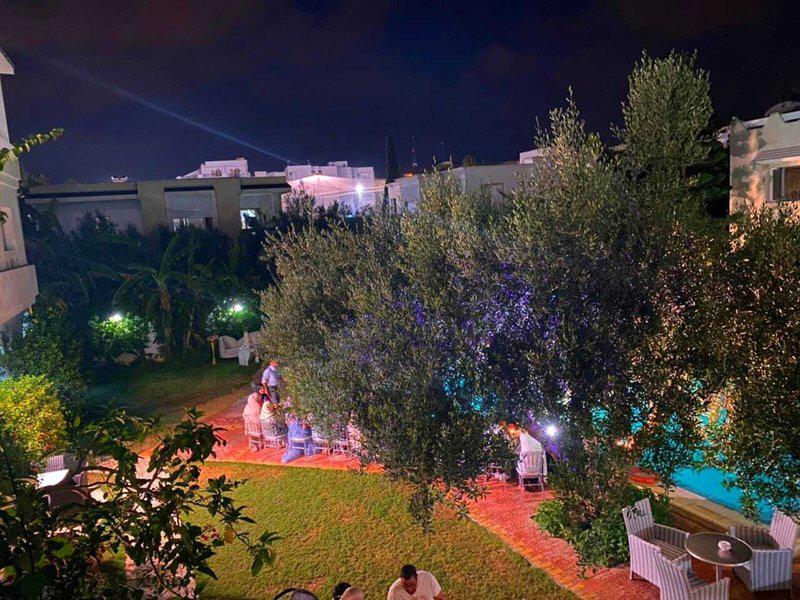 176DA3CBBCC4CAF81FB29C4B9F09F6F8