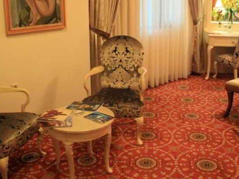 C7212329D759A13BC40243244A4611D5