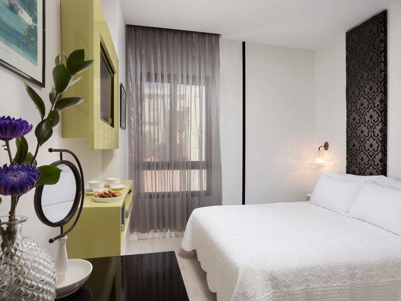 19684955173BBB394574A39D8D37C75A