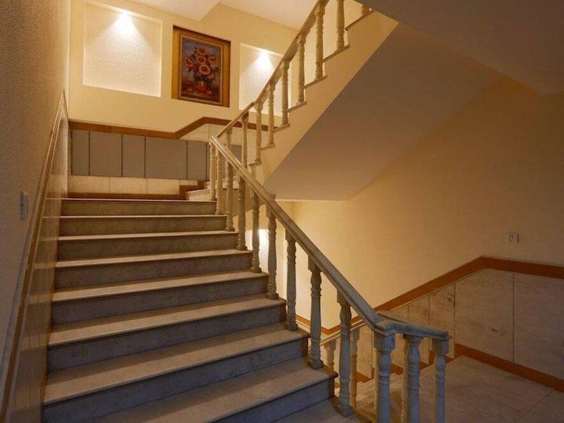 506FBBD3A937EF2742B830741B749FFB