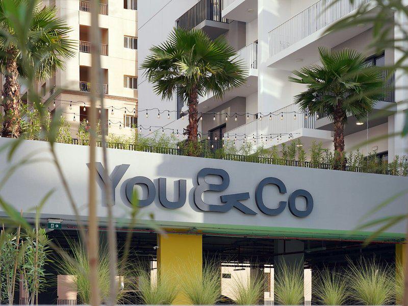 685DE326E2D9F5B00C3D4A8AB8316E43