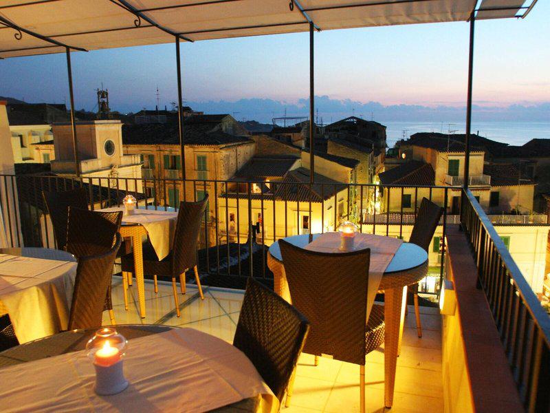 D9C00E576B7F14FE0607678488380147