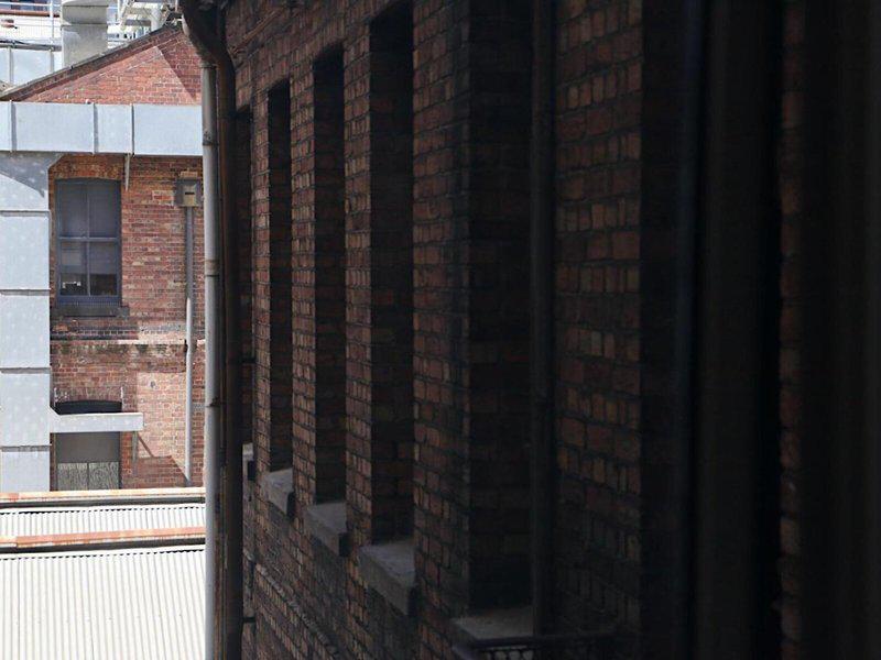 253AEDCE8FD81F6A4EA8ABAAF5F6A2A8