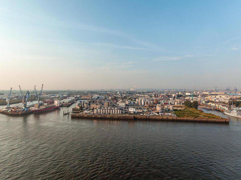 2FF50109940E13075659BC4B1E9FE956