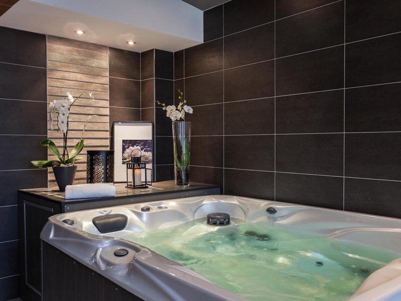 BA9E331A5409BA902DD24CD43B935BCB