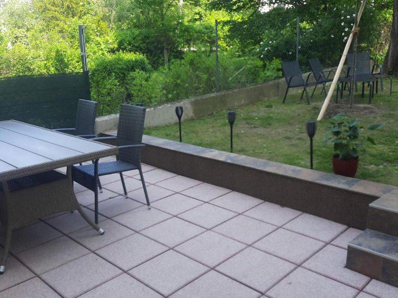 61B4B933DD5B606AB9AC024316A0A075