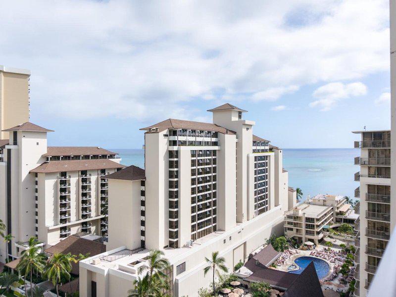 A0DF06EC79F5B99D45A014E8D950B143