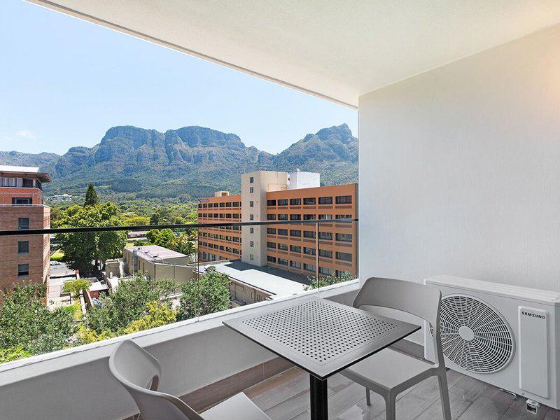 FAE4E46CA42F85B1D571FE4E4B3E19F0