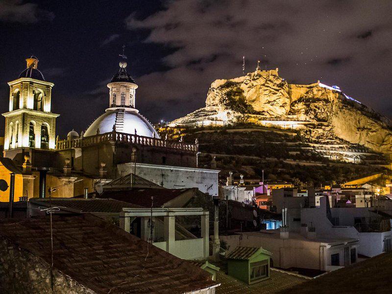 A976E2E3E50FF15BD1840931E11EF351