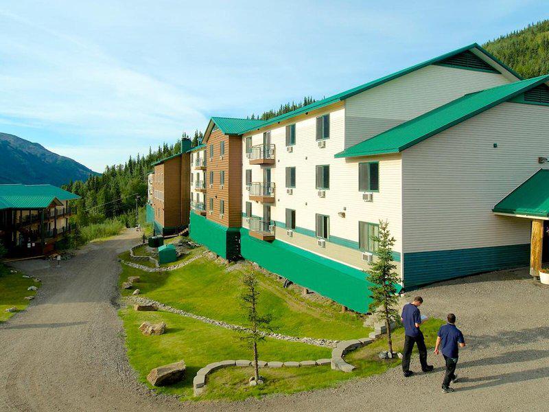 24081EBF0686828D17D52D80FF8EA8DB