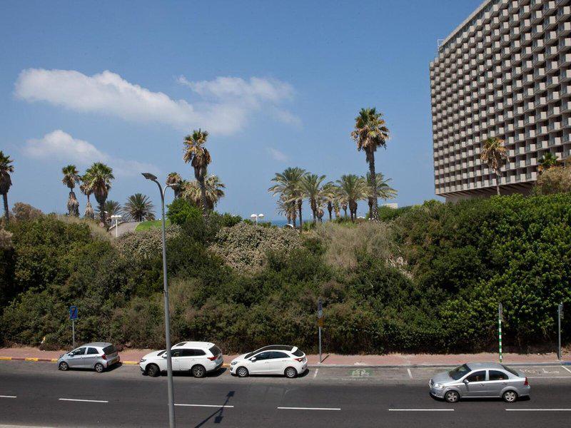 005515444E53B424010F5F93F6A55C3C