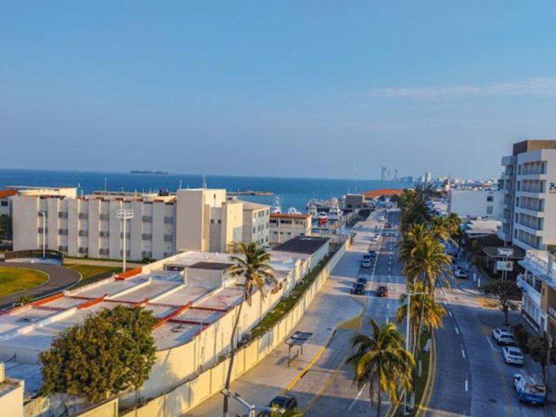 02879134CCE63A37A7204B29659B6F00