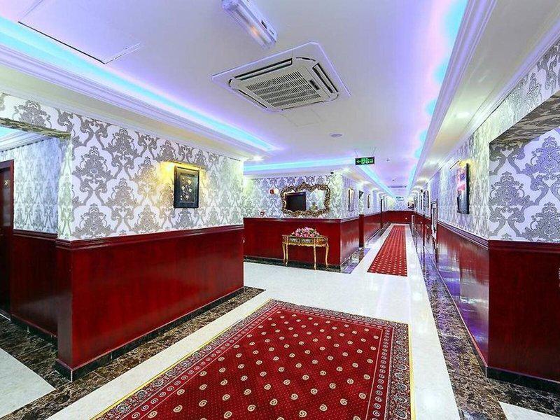 A18E7498E417E09B321408DB565B5AE2