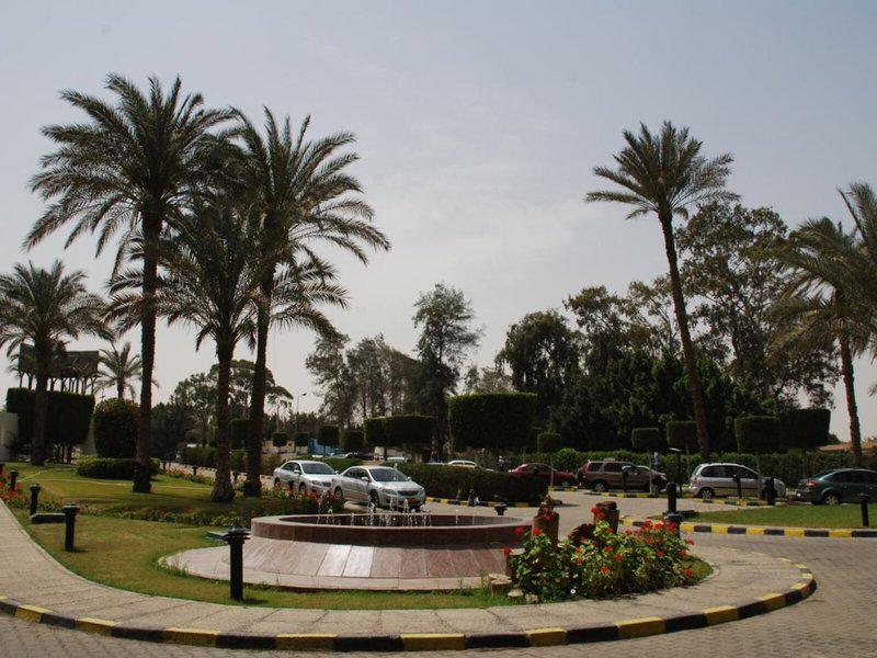 9C884C1EF8E00F11D8EFA7476A71882E