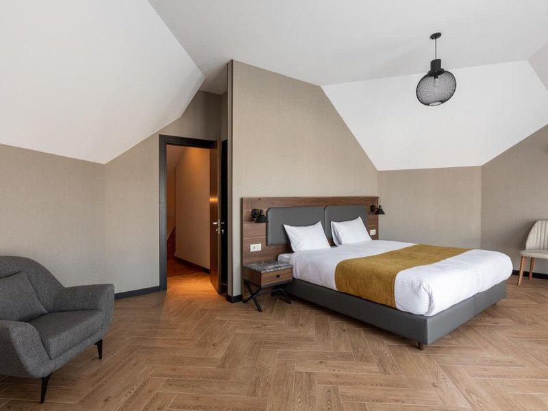 E93D2CD7B88C247C3BAEF1B701AAC60C