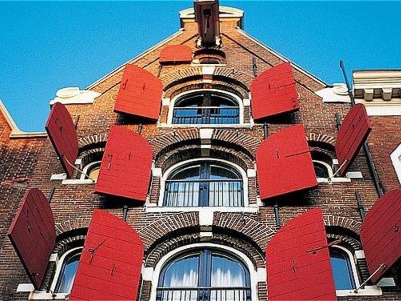 B749289FF1A15F7CFFAAF72087BB489A