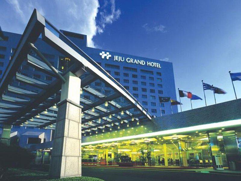 32054DBFE37EC156E9879B70A2329F80