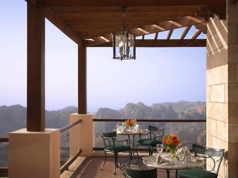 B200A41BC8FE9362C2FF5FF05E6E5582