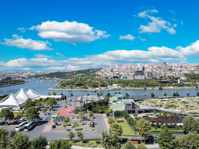 27B019CF6212947A55BEB089A61B00B5