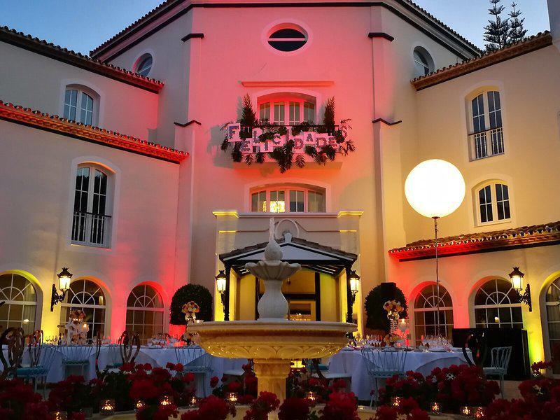 343AD7B351E88292DFC4F85B929E4B7E