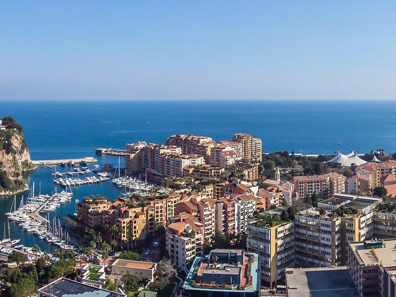 212695DB6C117130DF16B1E260A3C910