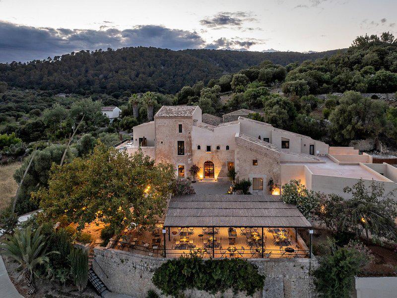 A2D769F19097CC807F34FB3FF4A2E8F3