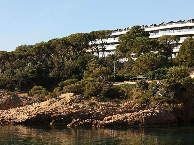 BF5950D1486941B552997FACD000A4A2