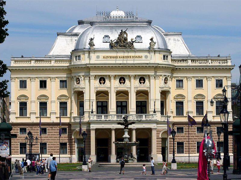 3EA1A983575041D07B2D48211622CEA0