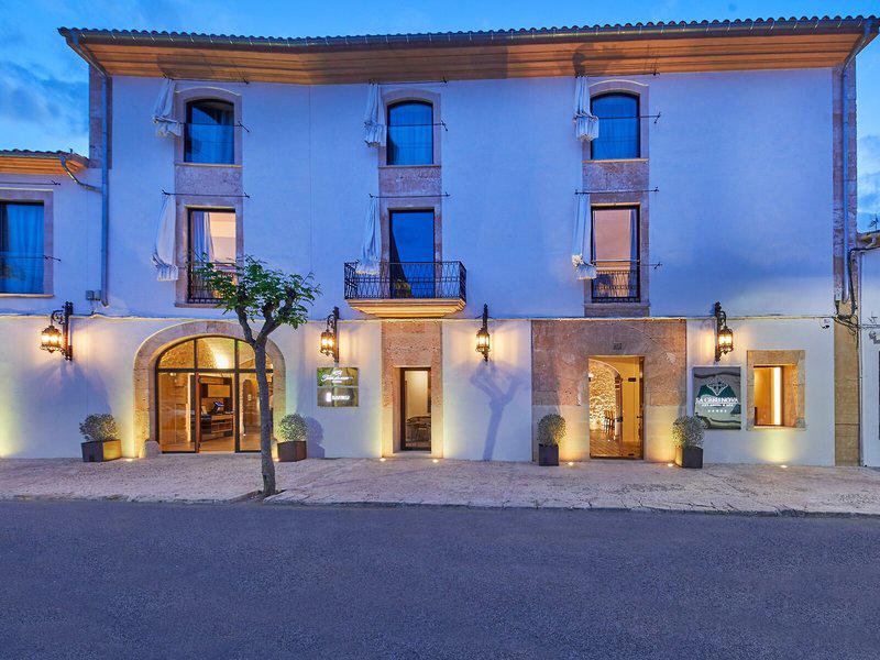 3290A26009DD9FE35D899FBA8883C017