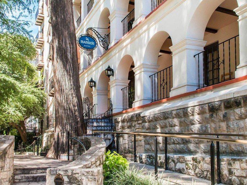 6941FEFCF537CFD6CDE878C097C7D8D4