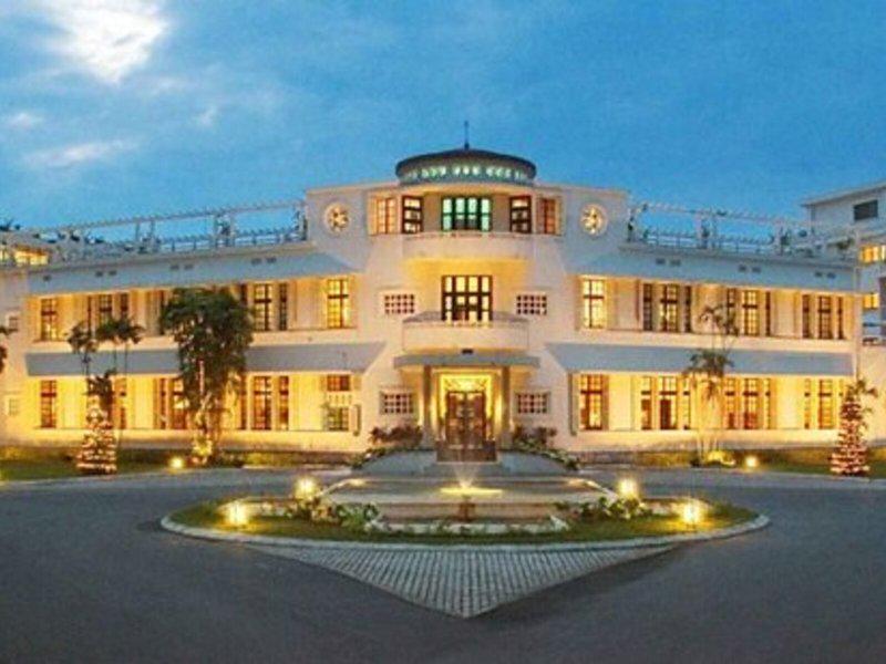 555BCF76C6A54E9CE5B5A73E9F5A484D