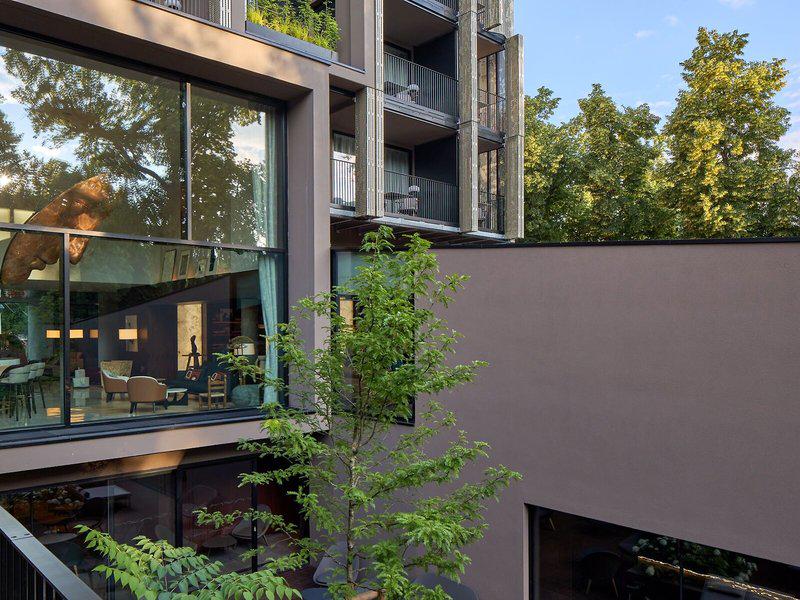 C855FBFB585A6E0E23039A4A3C8CF3AF