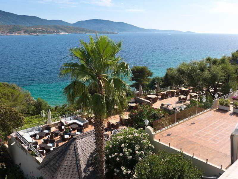 2236F140D15DAE44A299E59C842B366D