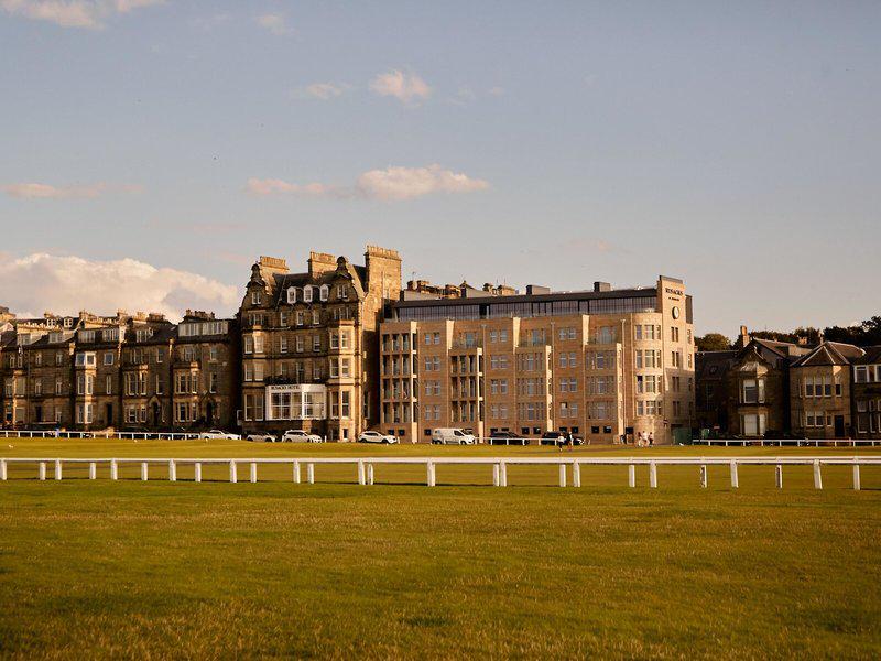 03E2628EEB8847D7D5C4C3218084FB9A