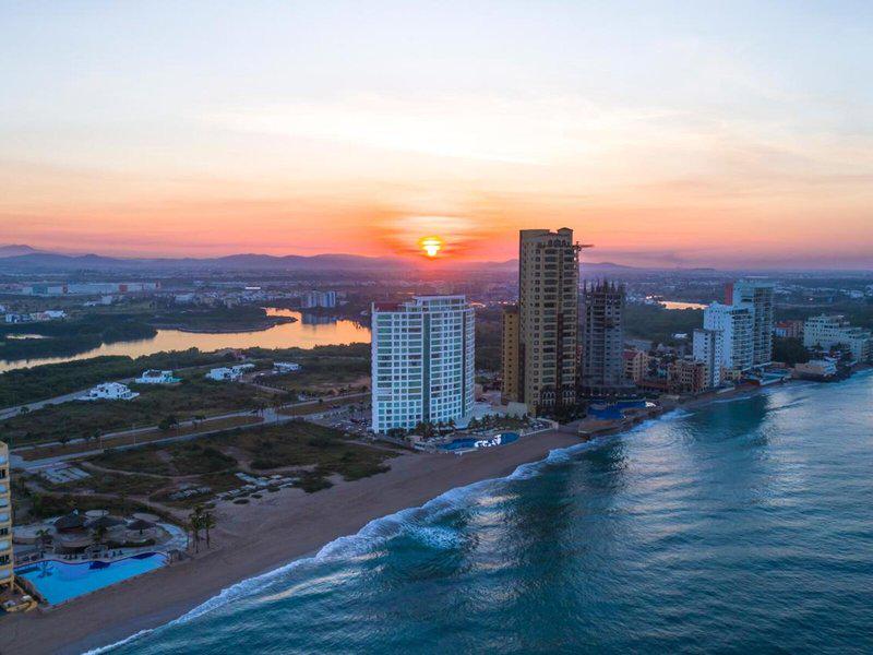 6AD2AA419C4CFA8DAE0A9EA3D232D407