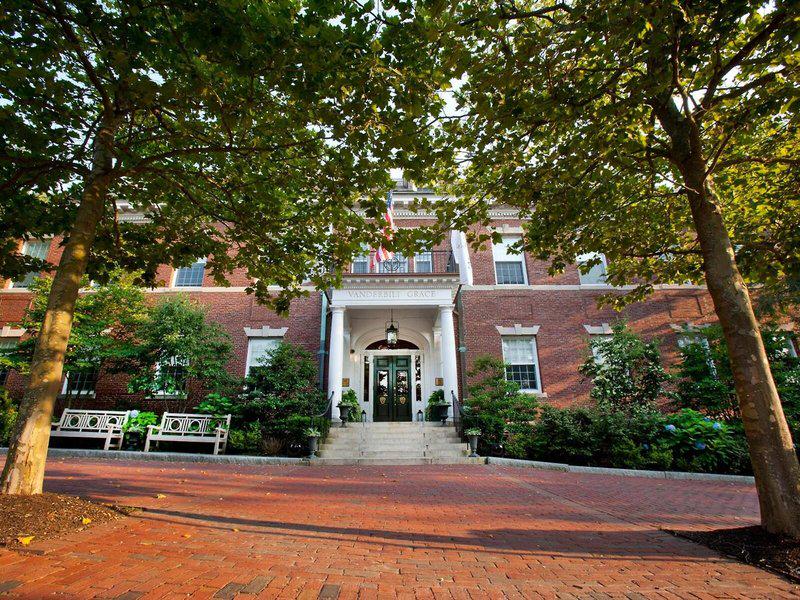 2A7C413498DB1A78202BCFDE79BF3565