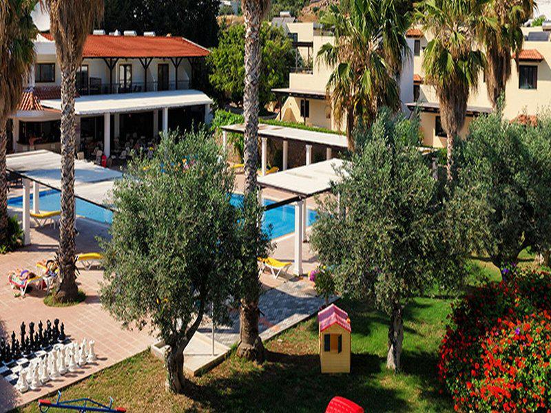 1977DDBE90A1D0EB53B0C6547ACD0A30